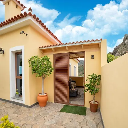 Nyaraló In Tenerife With Pool And Sea Views Teno