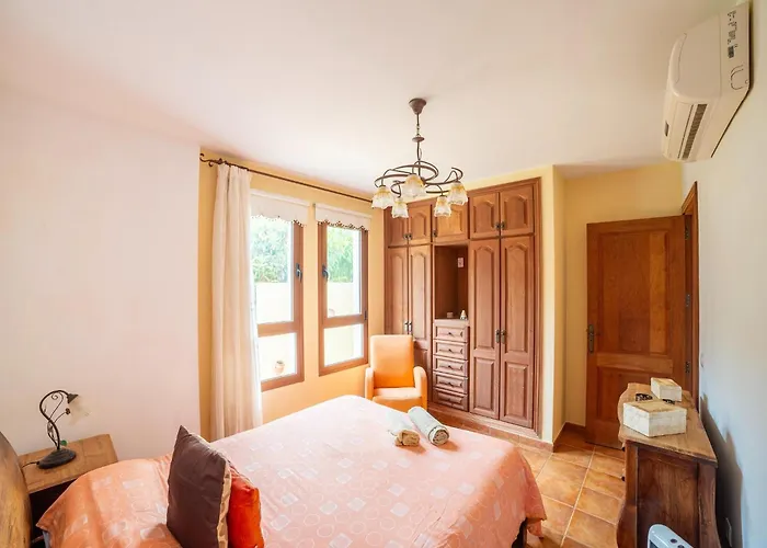 펜션 In Tenerife With Pool And Sea Views *