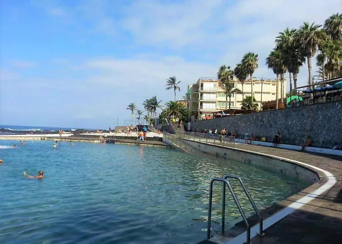In Tenerife With Pool And Sea Views *