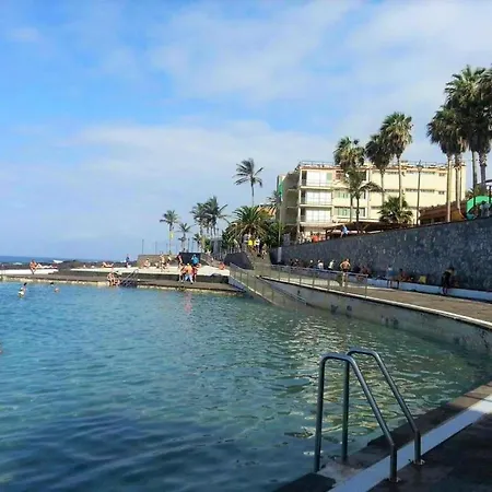 In Tenerife With Pool And Sea Views *