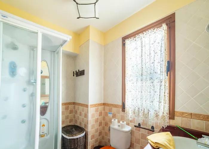 別荘 In Tenerife With Pool And Sea Views パルム・マール